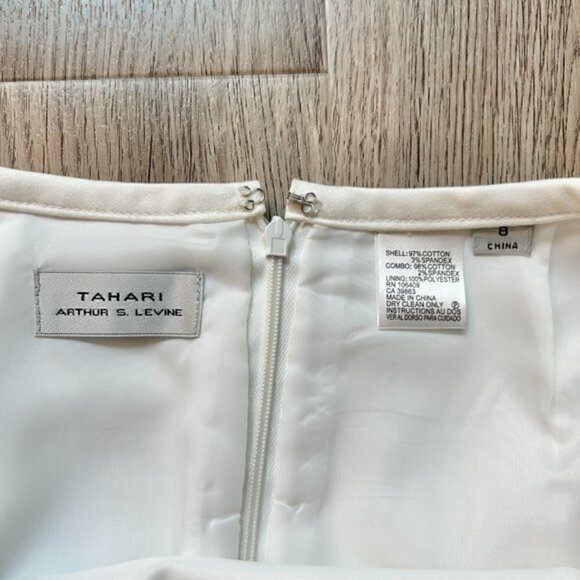 Tahari Arthur S. Levine Paris Print A-Line Pencil Skirt Size 8 - Picture 6 of 9